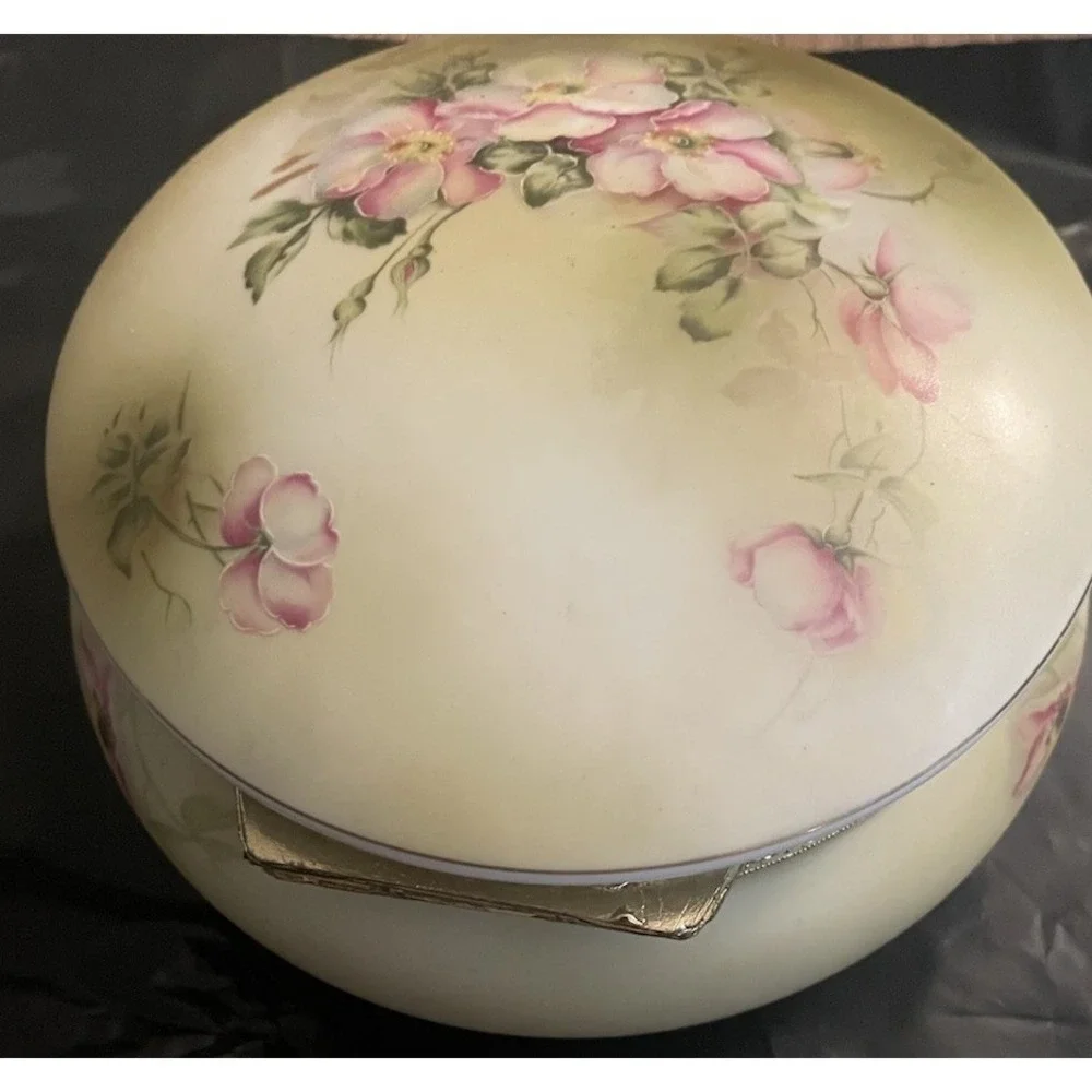 Vintage Nippon Hand Painted Covered Jewelry Trinket Powder Box